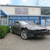 Tesla - vorher